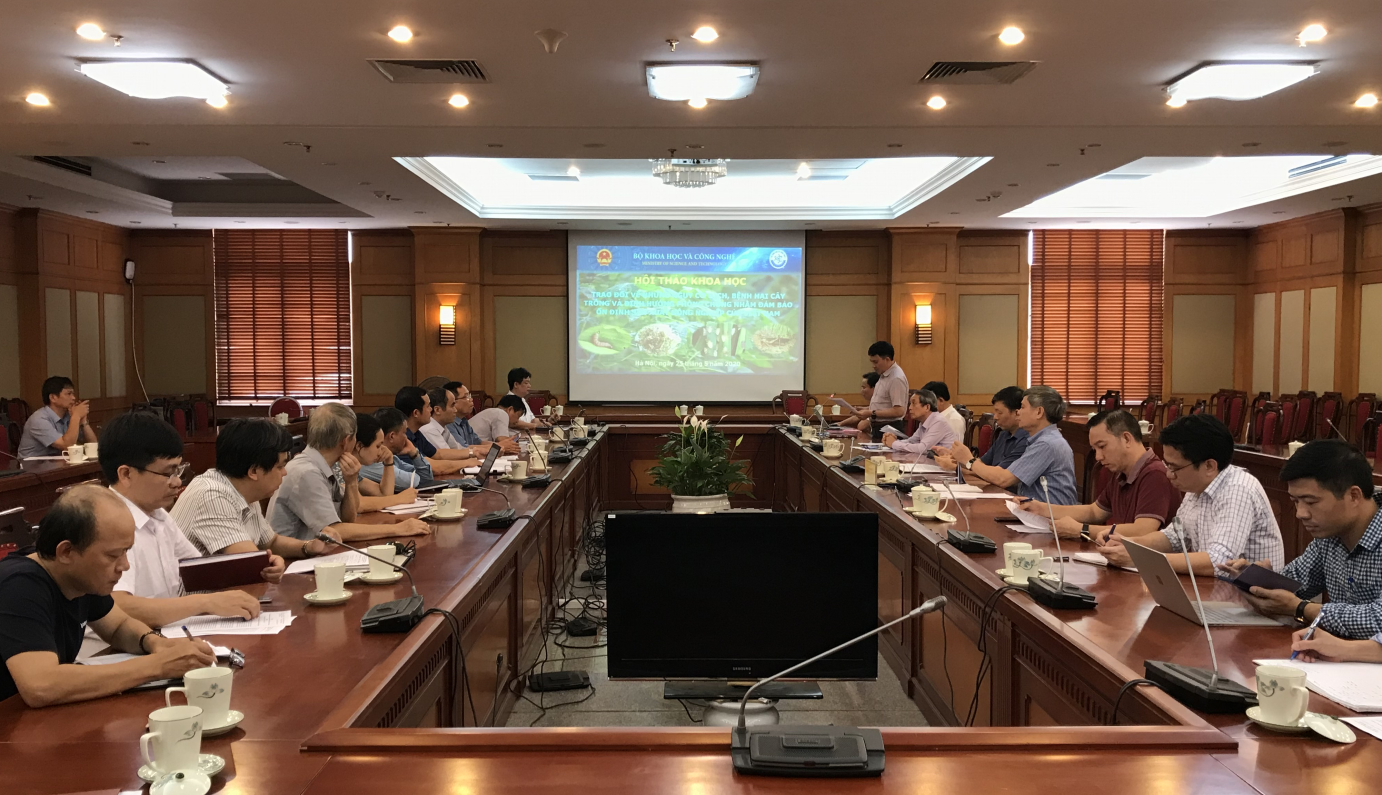Trao đổi về những nguy cơ dịch, bệnh hại cây trồng và định hướng phòng chống nhằm đảm bảo ổn định sản xuất nông nghiệp của Việt Nam